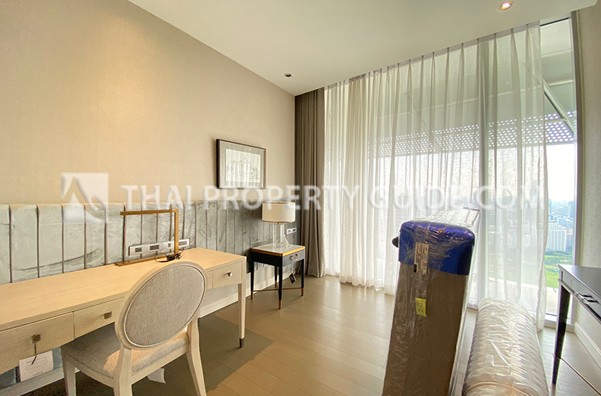 Service Apartment in Ploenchit 